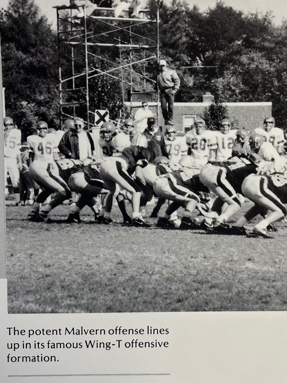1989 Malvern, The Potent Malvern offense lines up in its famous Wing-T offensive formation